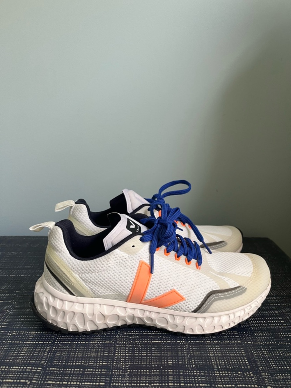 Veja - Condor Mesh Sneaker in White Orange Fluo